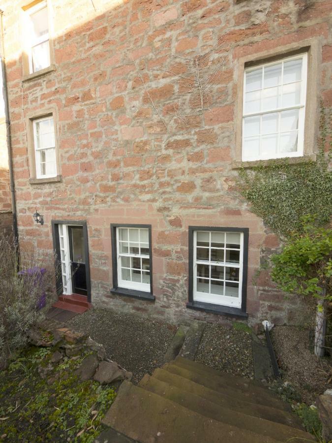 The Gallery Flat, 4 Tannage Brae Kirriemuir Zewnętrze zdjęcie